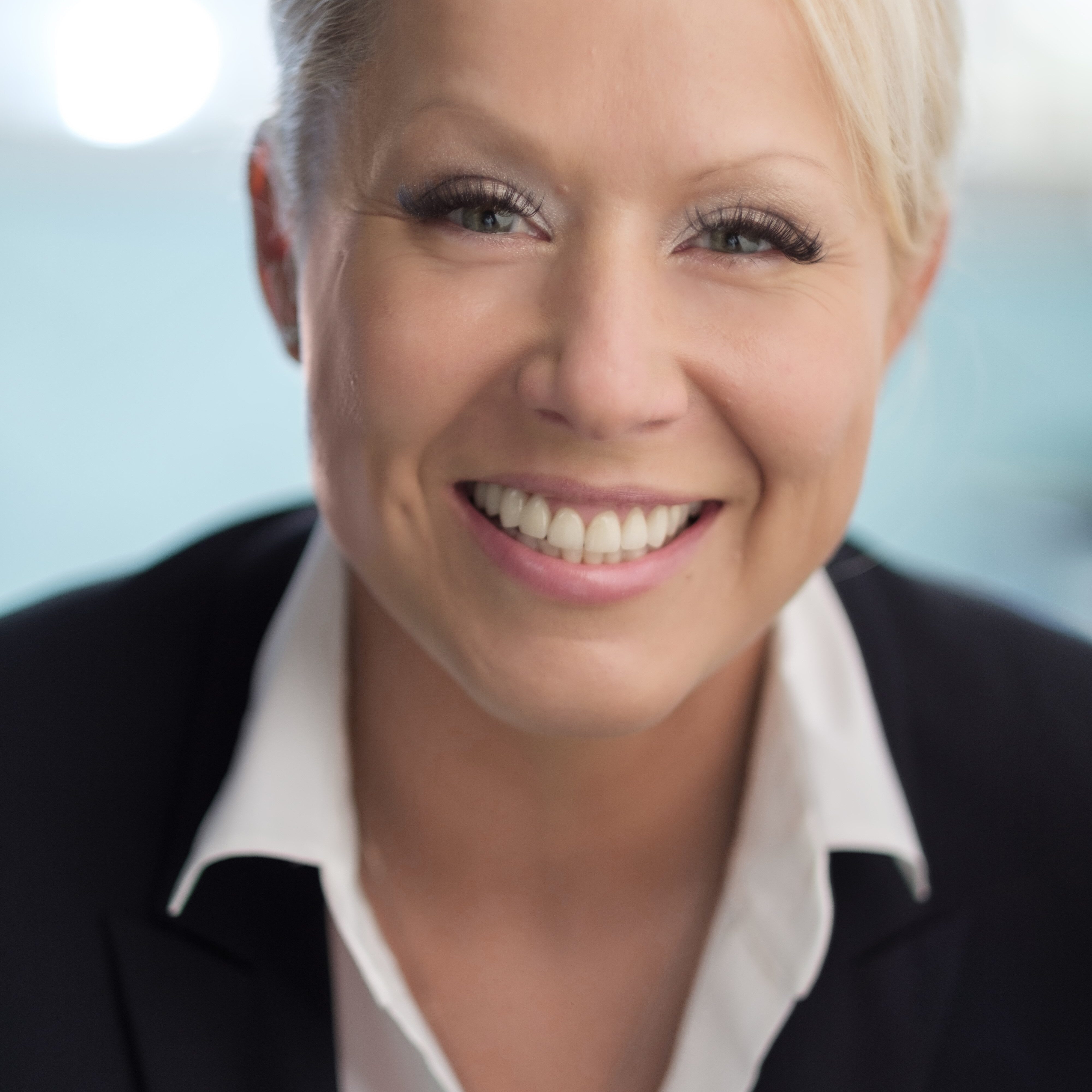 Angela McDow Angela McDow